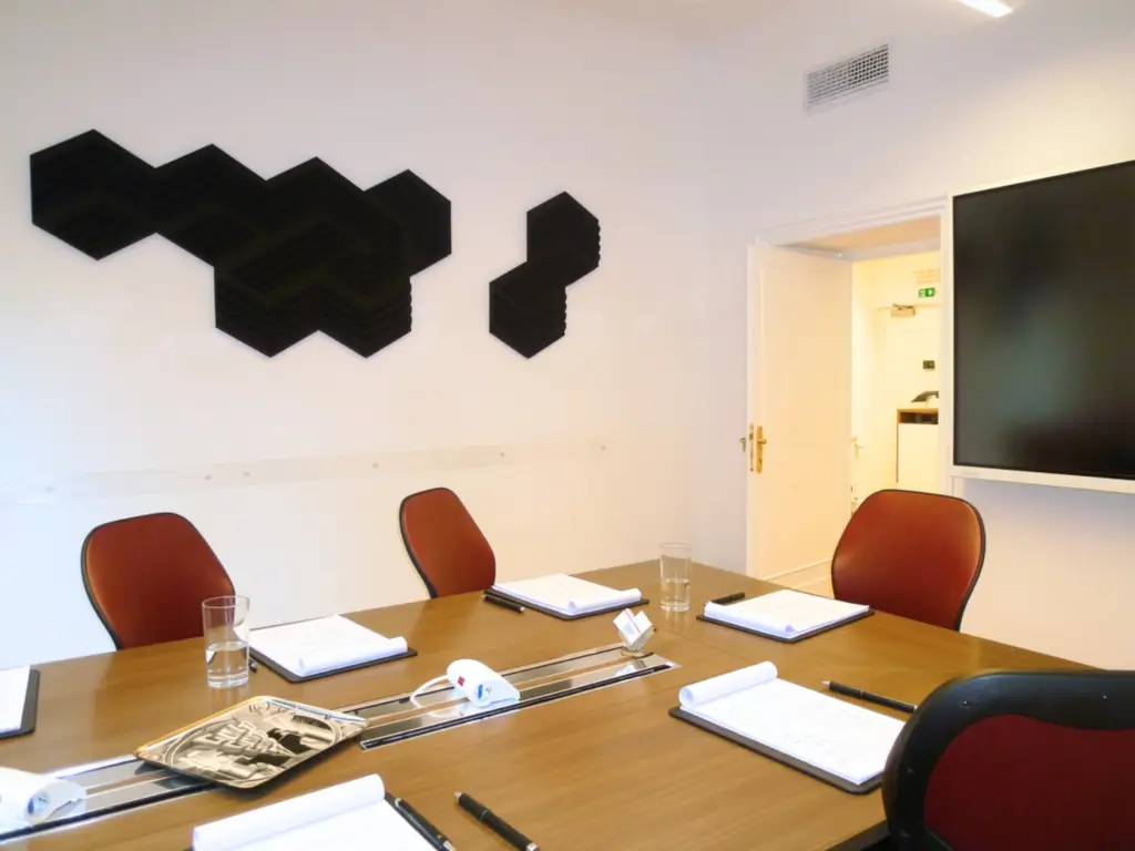 Sala Meeting professionale attrezzata a Milano